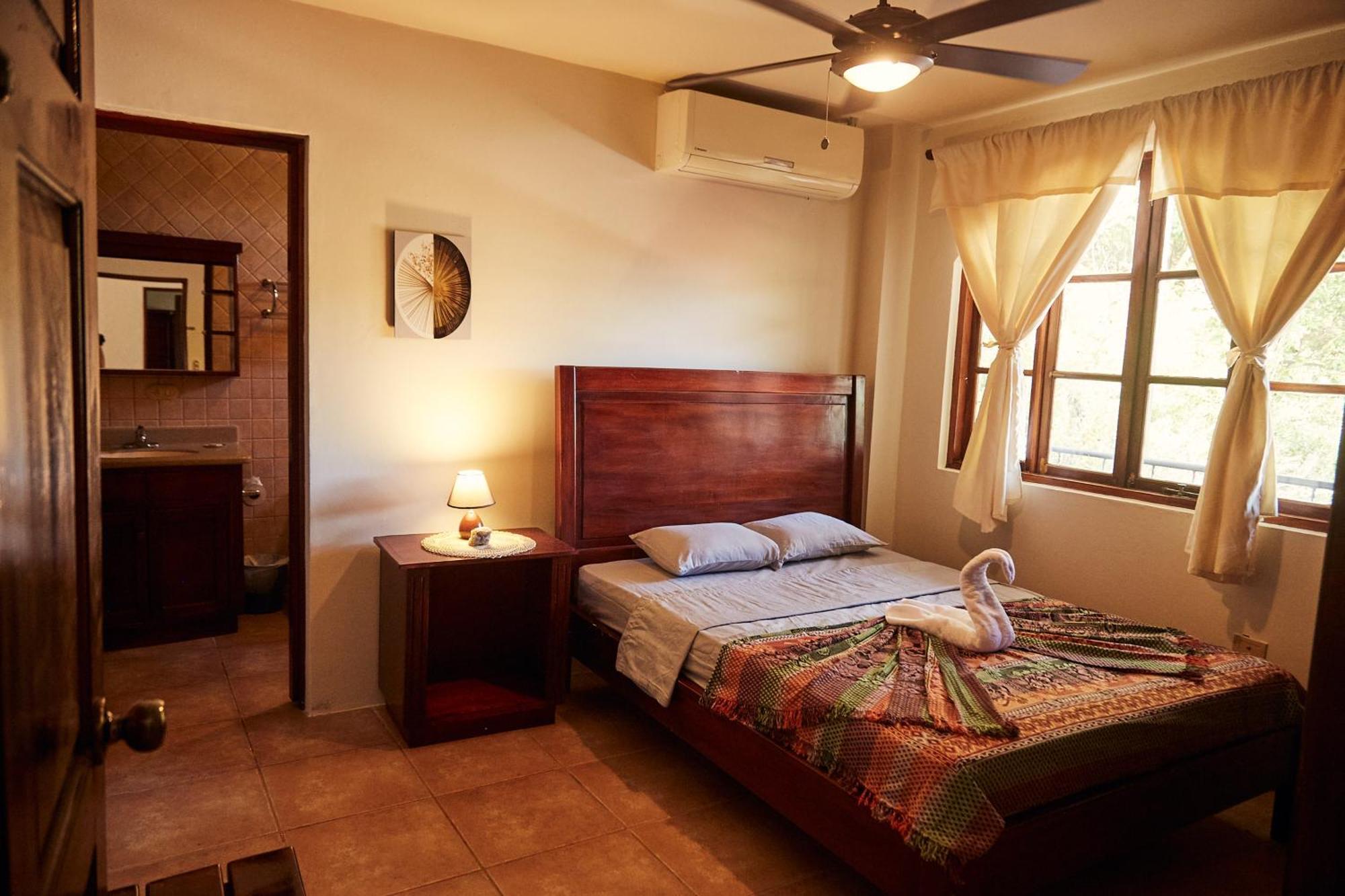 Beachside Stay At Villa Viyarte Сан-Хуан-дель-Сур Экстерьер фото