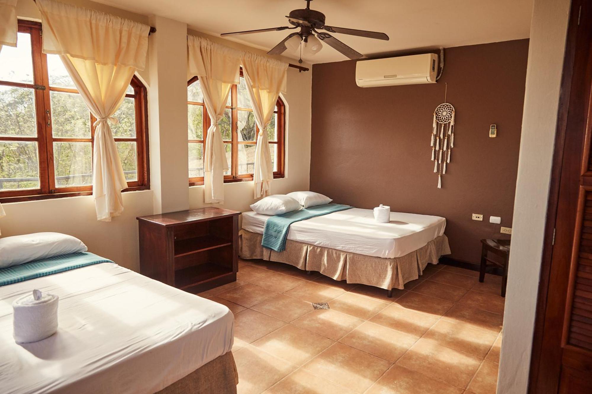 Beachside Stay At Villa Viyarte Сан-Хуан-дель-Сур Экстерьер фото